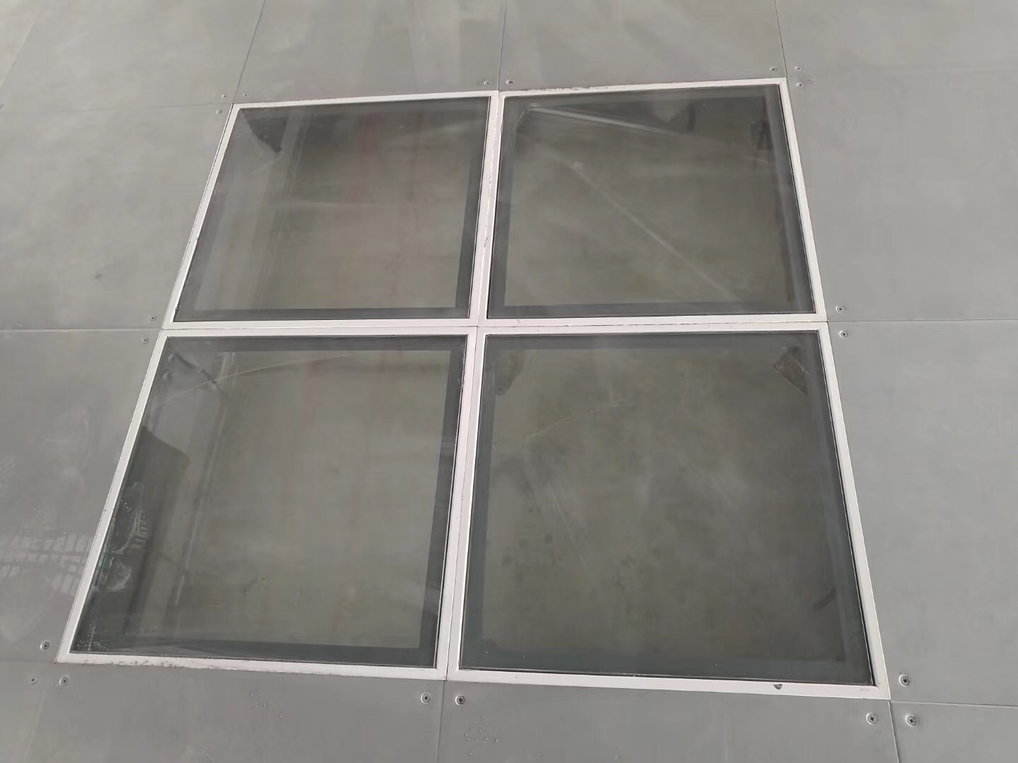 玻璃防静电地板